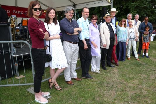A dozen celebrities opened the 50th Festival