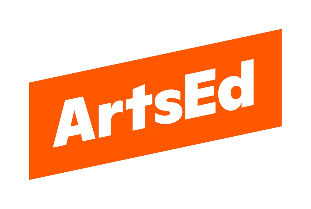 ArtsEd sponsors the Bandstand on Green Days